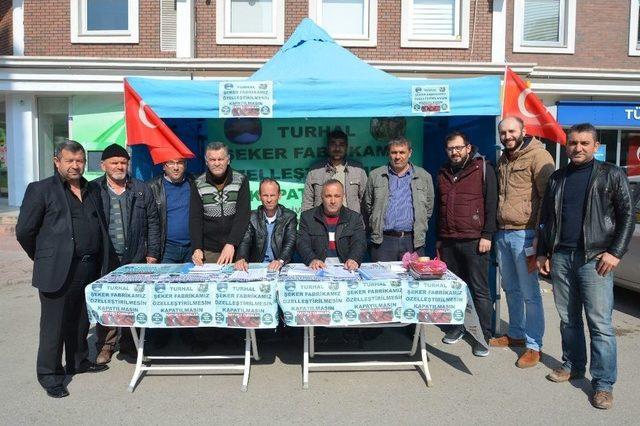 Turhal Şeker Fabrikası İçin Niksar’da İmza Kampanyası