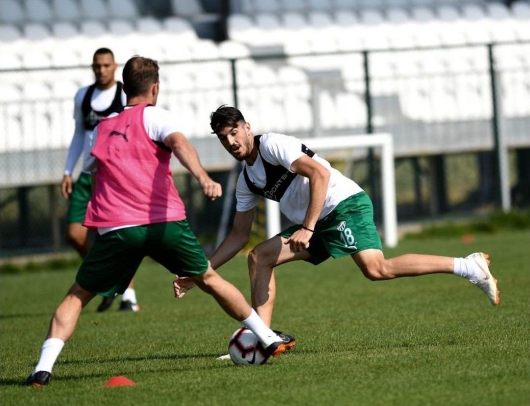 Bursaspor&rsquo;da Hazırlıklar S&uuml;r&uuml;yor