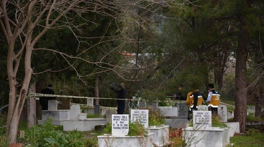 Mezarlıkta Ş&uuml;pheli &Ouml;l&uuml;m