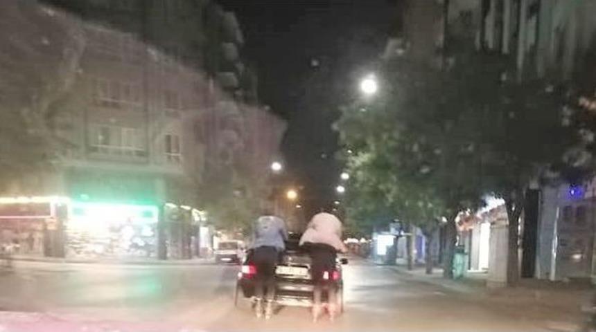 Gen&ccedil;lerin &Ouml;l&uuml;m Oyunu