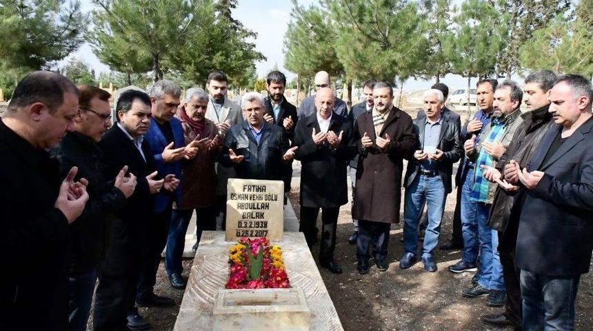 &Uuml;nl&uuml; Bestekar Abdullah Balak Mezarı Başında Anıldı