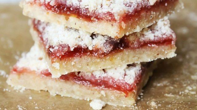 Ahududulu Marmelatlı Pasta