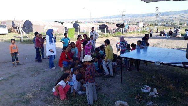 Yerk&ouml;y&rsquo;de G&ouml;&ccedil;men Kuşlar Projesi İle Tarım İş&ccedil;ilerinin &Ccedil;ocuklarına Sağlık Eğitimi Verildi 2