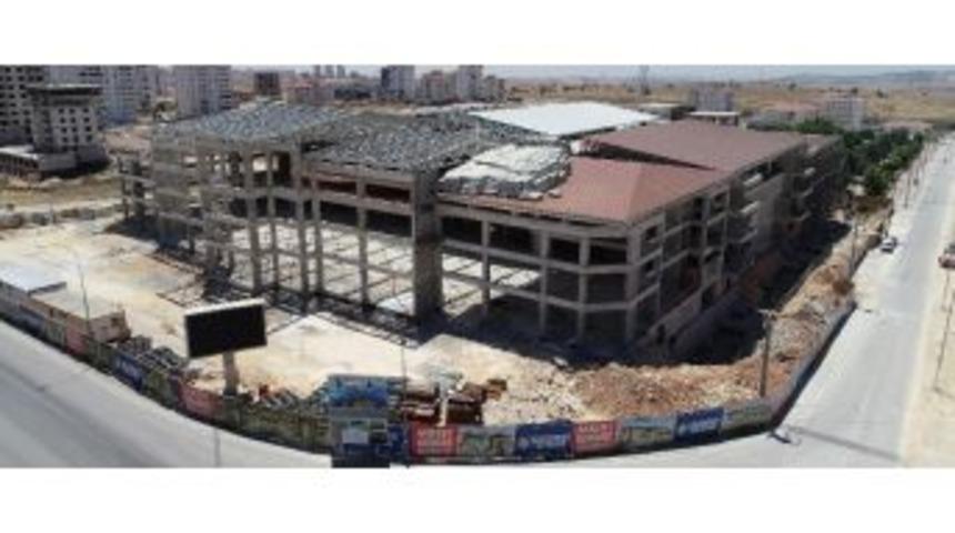 Akkent&rsquo;te Yapılan Kongre Merkezi 25 Aralık&rsquo;a Yetiştirilecek