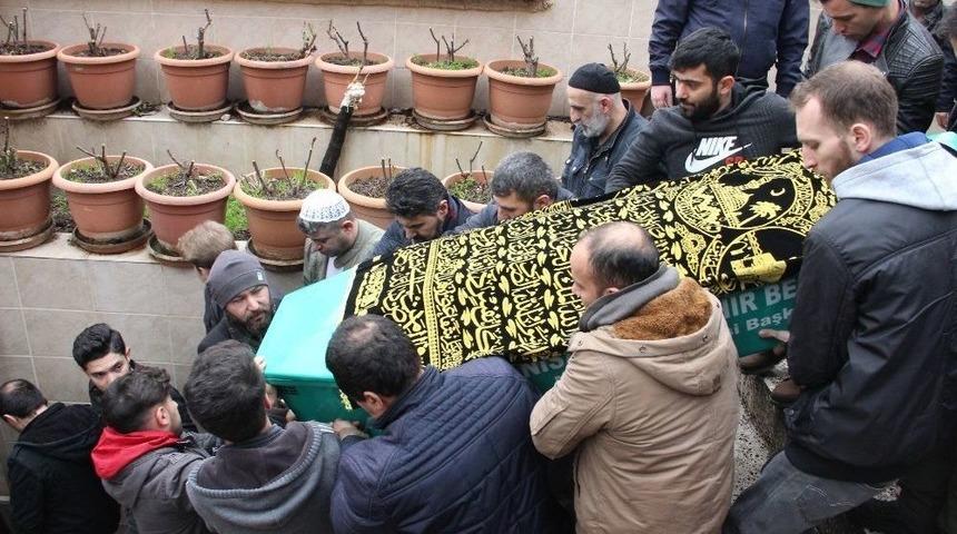 Atama Bekleyen Gen&ccedil; &Ouml;ğretmen İş Kazasında Can Verdi