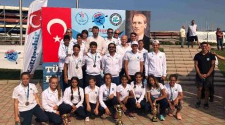 B&uuml;y&uuml;kşehirli Kanocular Eskişehir&rsquo;i Fethetti