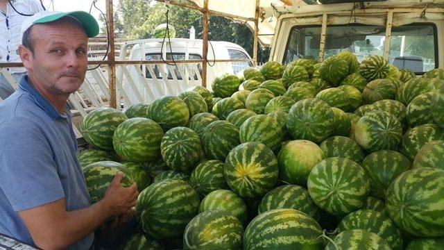 Ödemiş Karpuzunun Fiyatları Düşük, Üreticinin Morali Bozuk