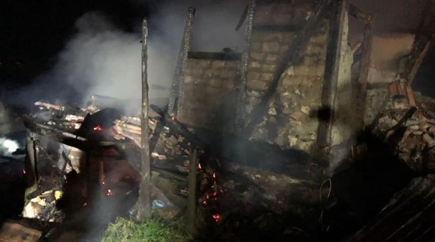 Yıldırım D&uuml;şen Yayla Evi K&uuml;le D&ouml;nd&uuml;