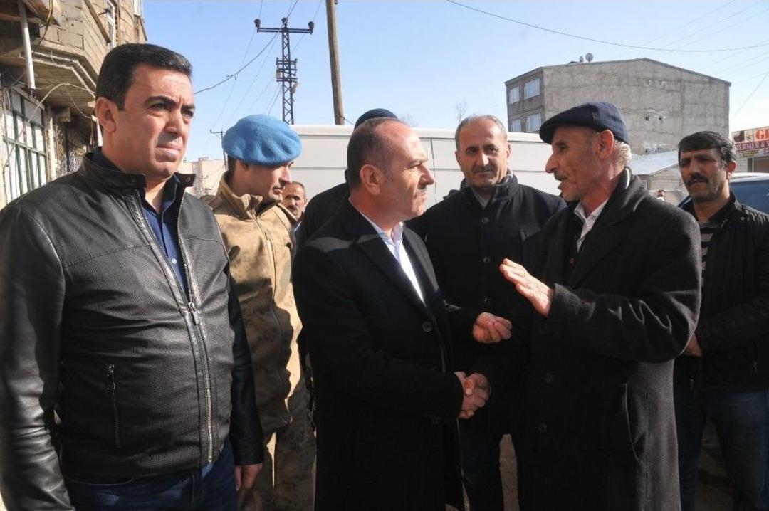 Y&uuml;ksekova Kaymakamı Kaşık&ccedil;ı, Patlama Alanında İncelemelerde Bulundu