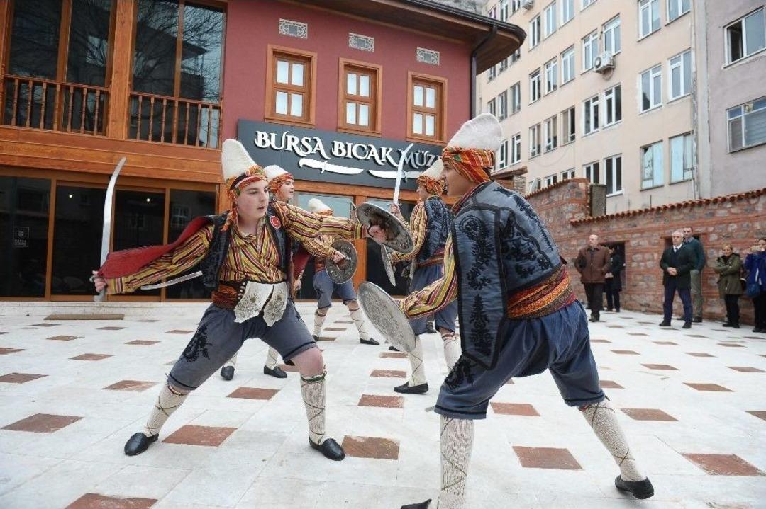 Kılı&ccedil; Kalkan&rsquo;dan 100. Yıla &Ouml;zel G&ouml;steri