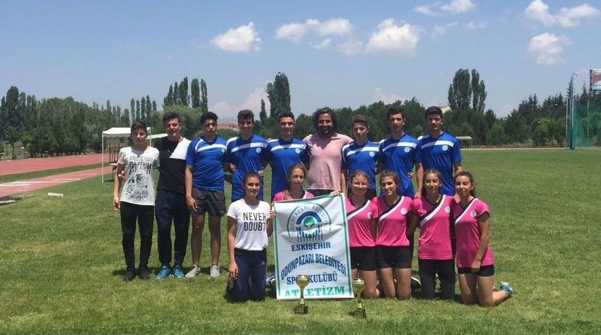 Odunpazarı Belediyesi Atletizm Takımı B&ouml;lge Birincisi Oldu