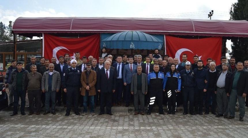 Emniyet M&uuml;d&uuml;r&uuml; Alper Şof&ouml;rlerle Bir Araya Geldi