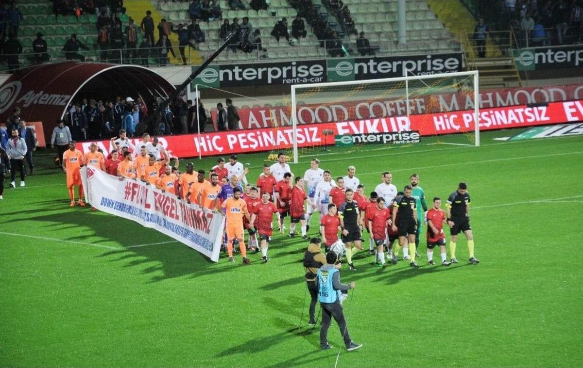 Spor Toto S&uuml;per Lig: Aytemiz Alanyaspor: 1 - Trabzonspor: (ma&ccedil; Devam Ediyor)