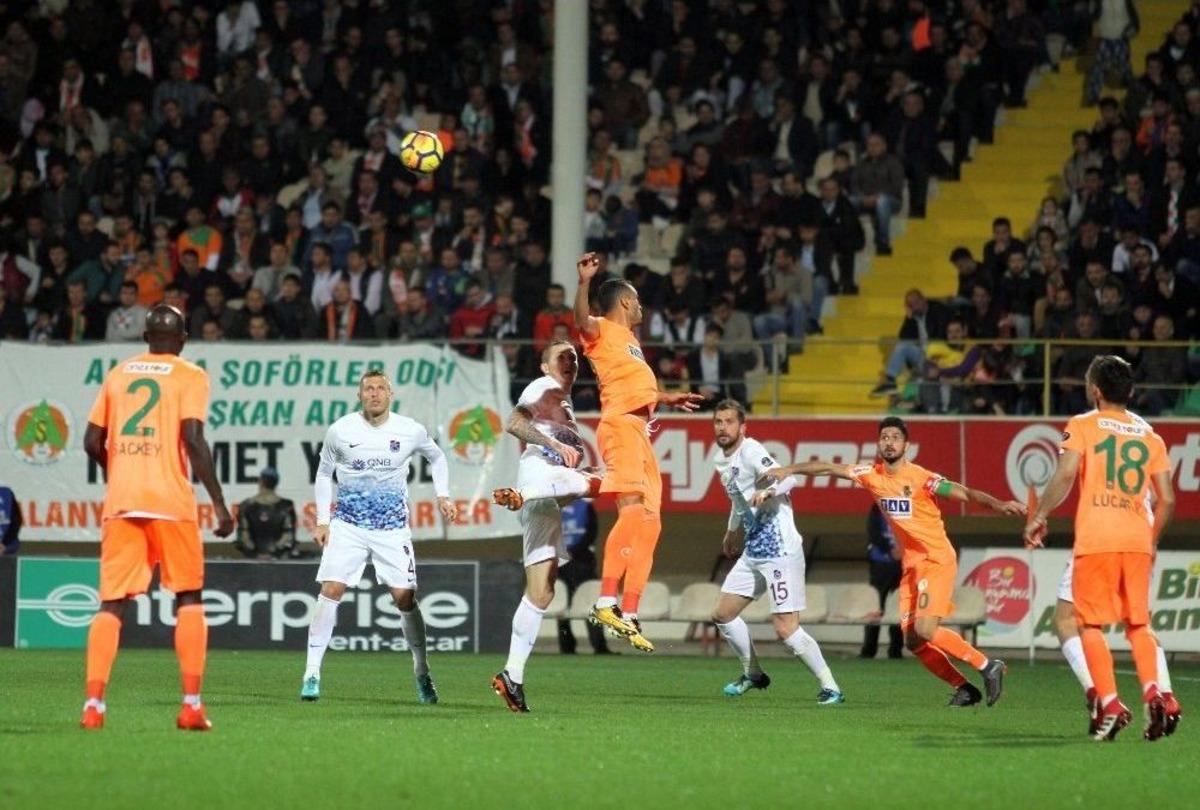 Spor Toto S&uuml;per Lig: Aytemiz Alanyaspor: 1 - Trabzonspor: 2 (ma&ccedil; Sonucu)
