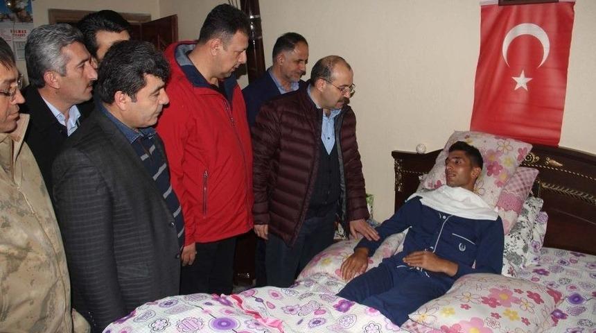 Bitlis Valisi Ustaoğlu Afrin Gazilerini Ziyaret Etti