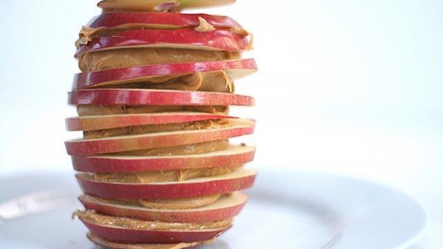 Fıstık Ezmeli Elma