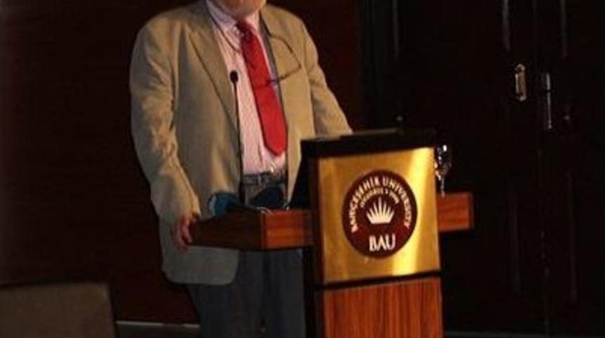 İlber Ortaylı: “mülteci Çocukları Korumak İçin Uluslararası Bir Polis Gücü Kurmalıyız”