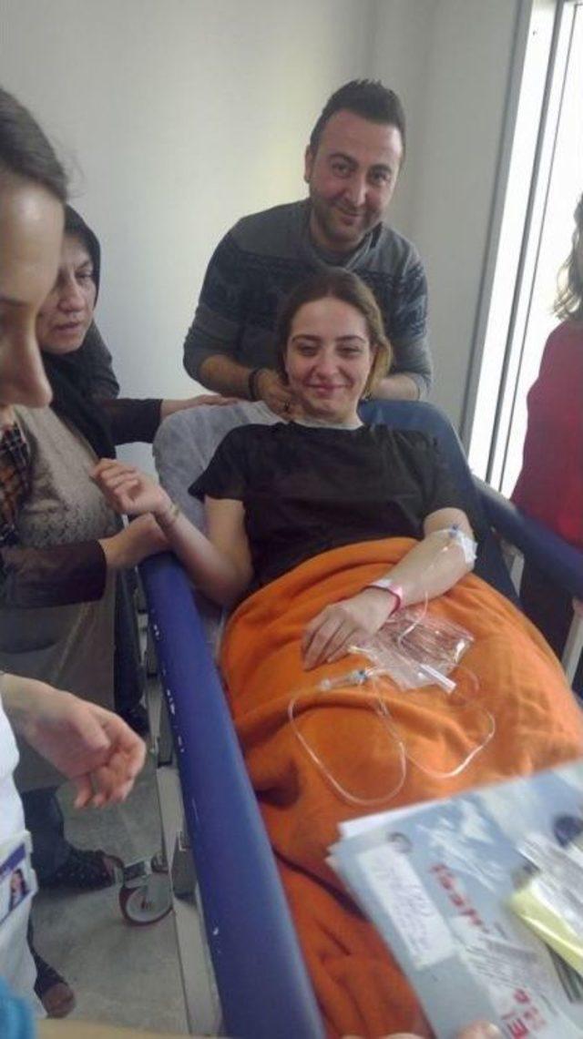 Boğazında Unutulan Ameliyat İğnesi 18 Yıl Sonra Alındı 3