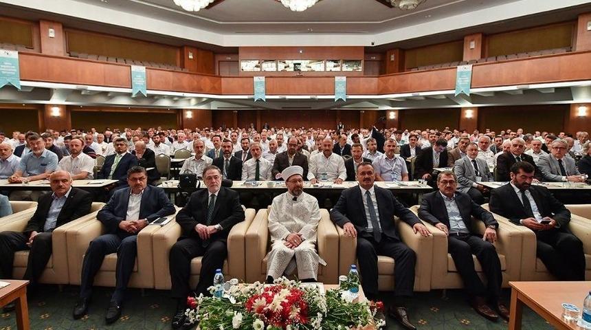 Diyanet İşleri Başkanı Erbaş Kafile Başkanları Bilgilendirme Toplantısına Katıldı