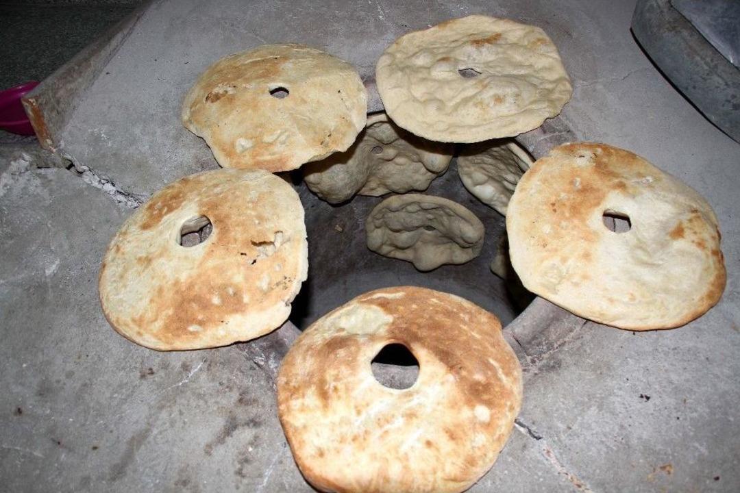 Hizan&rsquo;da Tandır Evi Kadınlara İş Kapısı Oldu