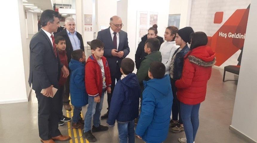 Sevgi &Ccedil;ocuklarından Anlamlı Destek