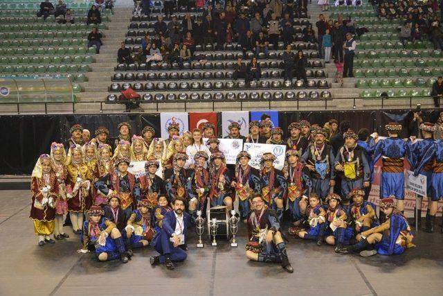 Sarayköy Türküleri Ve Zeybeği Yarışmaya Damga Vurdu