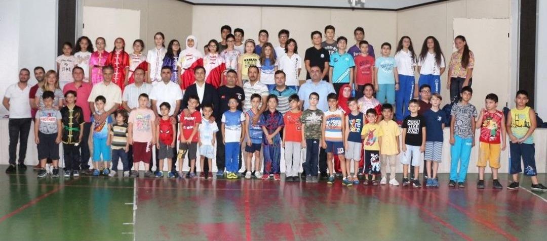 &Ouml;zt&uuml;rk Yaz Spor Okullarını Ziyaret Etti