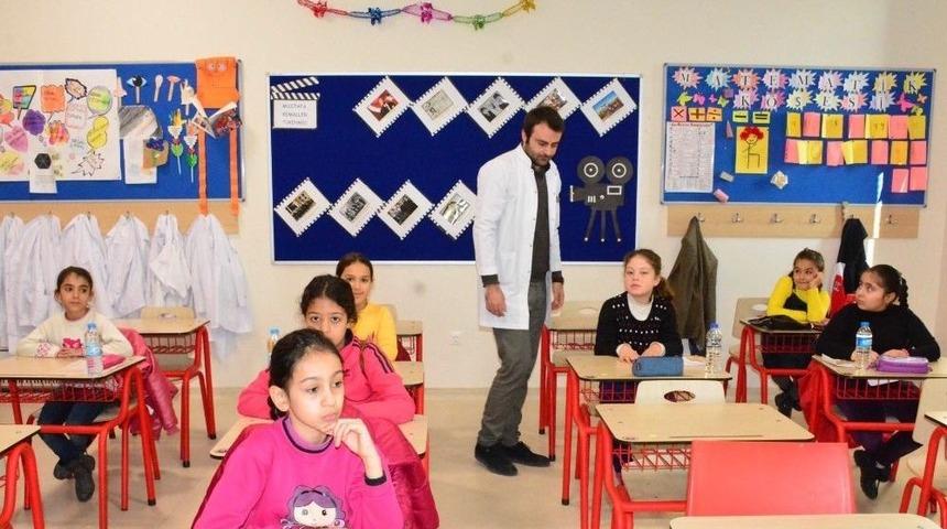 Bursluluk Sınavına &Ouml;ğrencilerden Yoğun İlgi