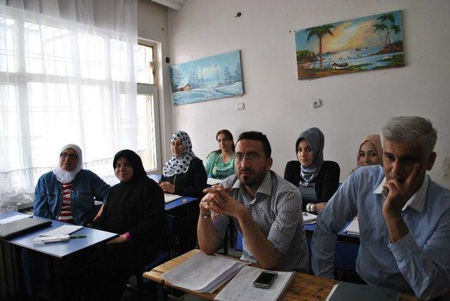 Darbe Mağdurları Maaşlarıyla Umut Oldu