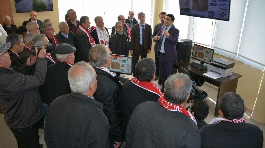 Muhtarlardan Başkan Erg&uuml;n&rsquo;e Hizmet Teşekk&uuml;r&uuml;