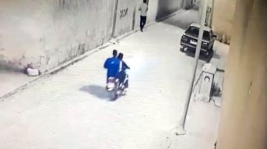 Şapkalı Kapka&ccedil;&ccedil;ıları Marka Ele Verdi