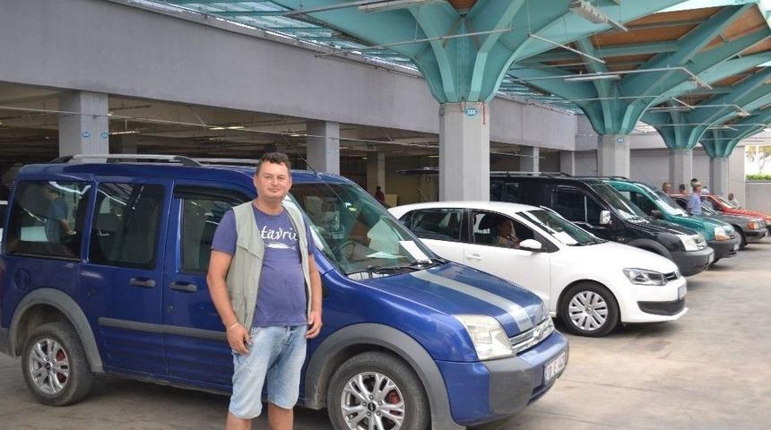 İkinci El Ara&ccedil; Pazarında Yaprak Kımıldamıyor