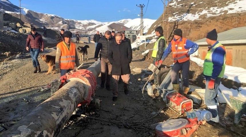 Başkan Epcim İ&ccedil;me Suyu &Ccedil;alışmalarını Denetledi