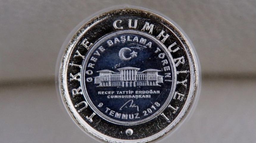 T&uuml;rkiye&rsquo;nin Yeni Sistemi Anısına Madeni Para Bastırıldı