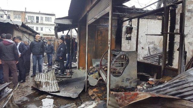 25 Dükkanın Kül Olduğu Yangında Facianın Boyutu Sabah Ortaya Çıktı