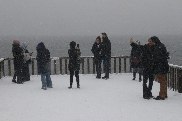 Abant Kar Yağışıyla Yeniden Beyaza Büründü G4