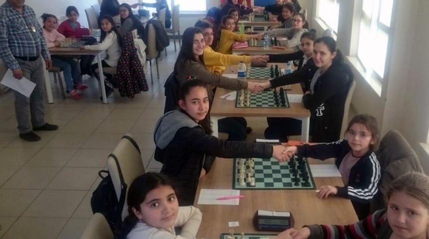 Kırıkkale&rsquo;de Satran&ccedil; Heyecanı