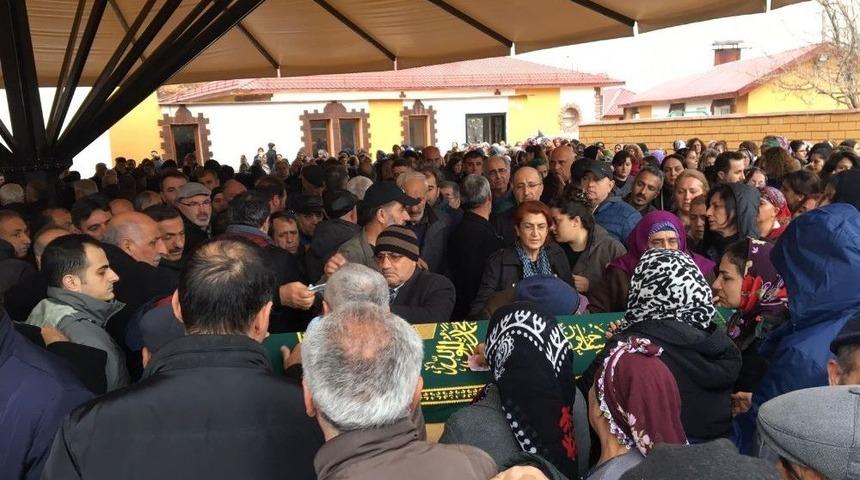 Silahlı Saldırıda &Ouml;len Sito&ccedil;i Tunceli&rsquo;de Toprağa Verildi