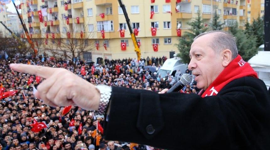 Cumhurbaşkanı Erdoğan: "inşallah Oradaki Ter&ouml;ristleri Derdest Edip, O Toprakları Sahiplerine Teslim Edeceğiz"