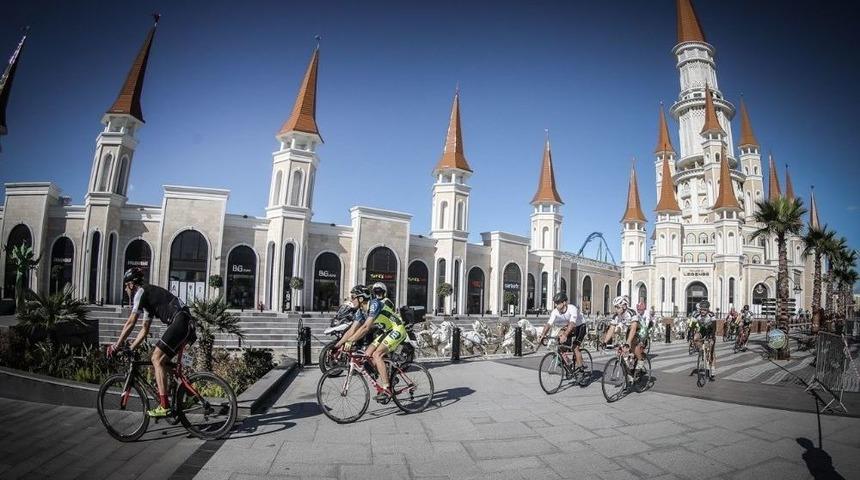 Akra Gran Fondo Antalya&rsquo;da 460 Bisiklet&ccedil;i M&uuml;cadele Etti.
