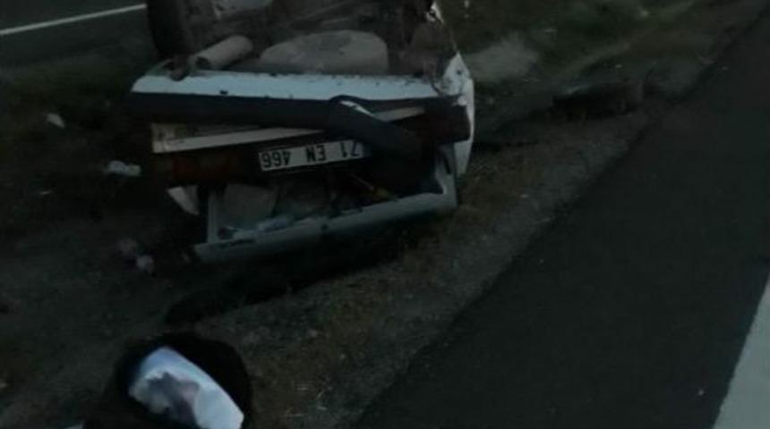 Otomobiller &Ccedil;arpıştı, Aynı Aileden 4 Kişi Yaralandı