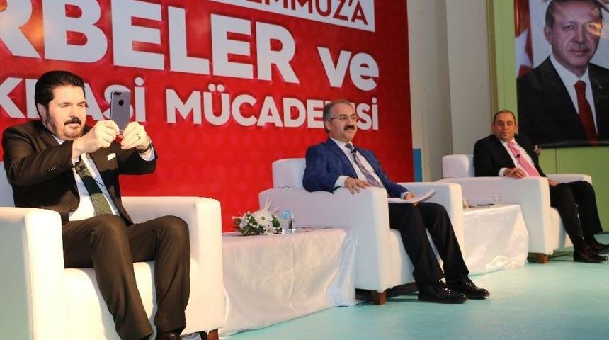T&uuml;rkiye&rsquo;de Darbeler Tarihi Ve Demokrasi M&uuml;cadelesi Aziziye&rsquo;de Anlatıldı