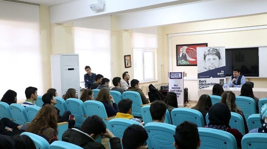 Yazar Işık: &ldquo;okumak Yaşamak Kadar &Ouml;nemlidir&rdquo;