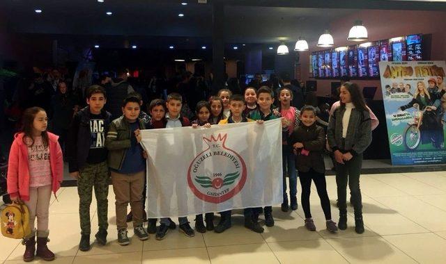 Oğuzelili Öğrenciler, Antep Fıstığı Filmini İzledi