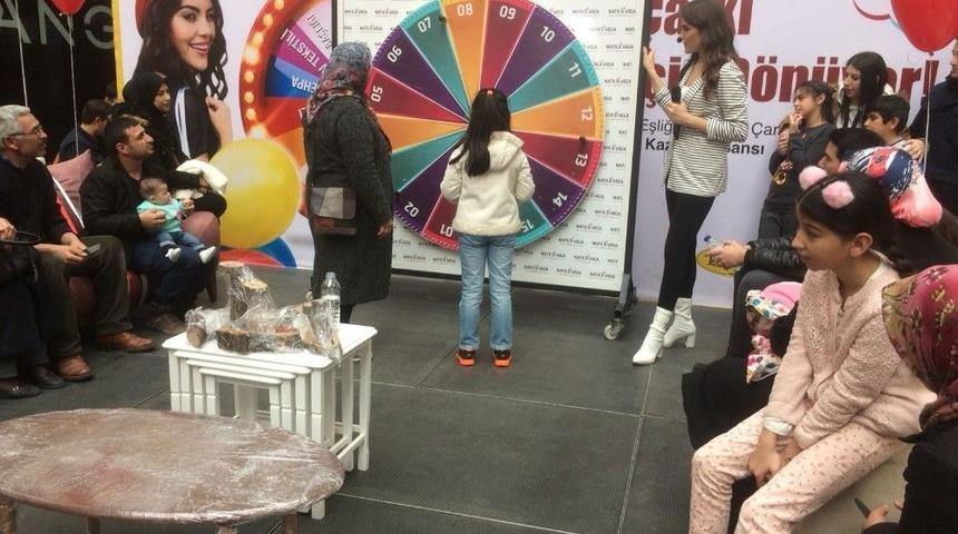 Başkentliler Şans &Ccedil;arkı İle Eğlendi