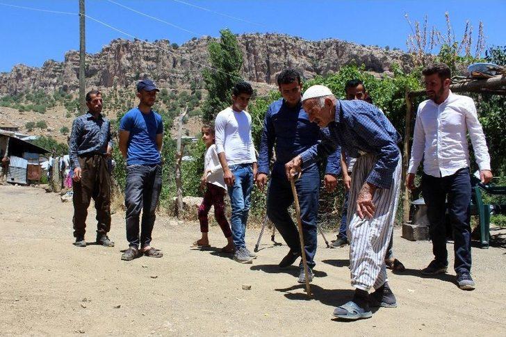 Sınırın Asırlık Çınarından Cumhurbaşkanına Dua G3