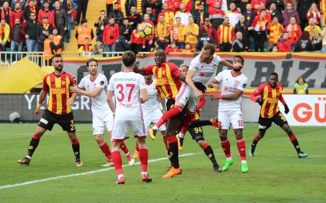 Spor Toto S&uuml;per Lig: G&ouml;ztepe: 1 - Demir Grup Sivaspor: (ilk Yarı)