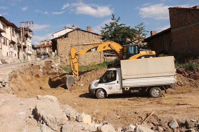 (özel) Tarihi Cami Hafriyatında Küp Çıktı