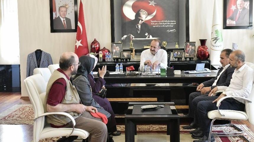 Kardelen K&uuml;lt&uuml;r Derneği&rsquo;nden Başkan Akg&uuml;l&rsquo;e Ziyaret