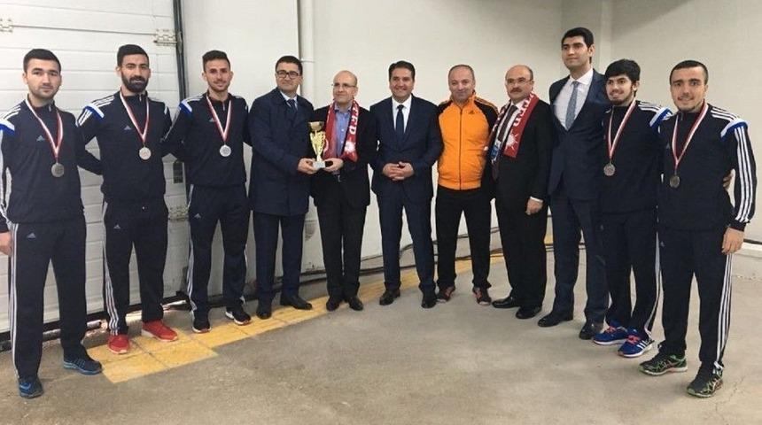 Avrupa Şampiyonlarına Yoğun İlgi